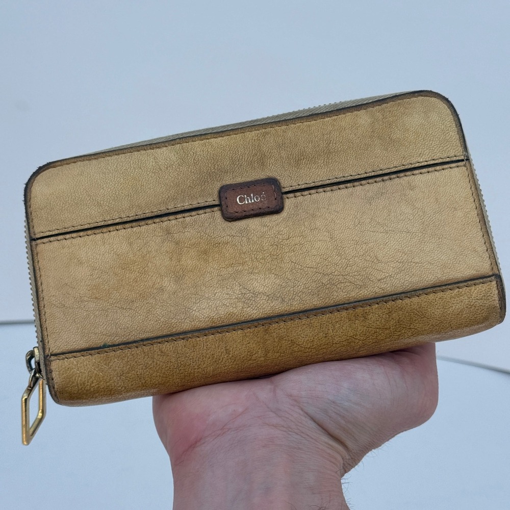 Chloe Tan Leather Zip Around Long Wallet Gold Hardware Vintage Patina Italy - Picture 3 of 15